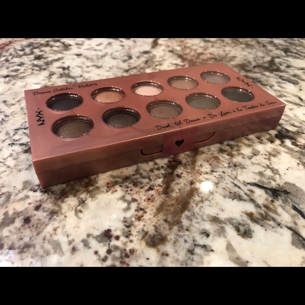 NYX Dusk TIL Dawn Eyeshadow Palette